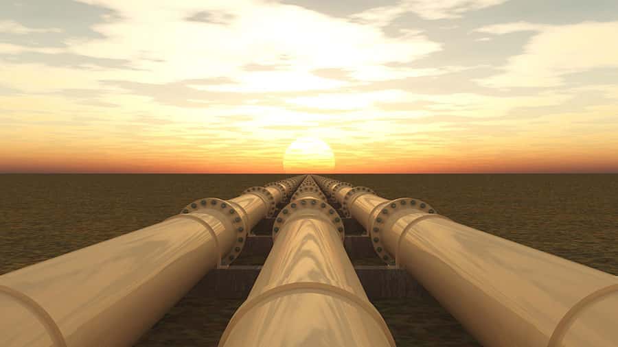 Magnum Pipeline heading towards sunset